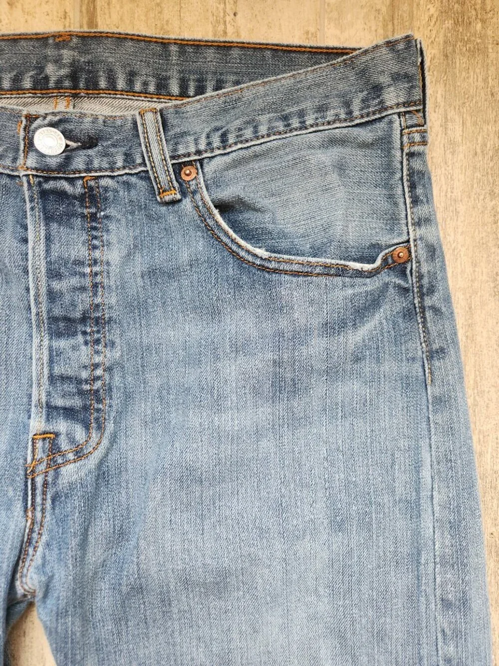 Levi's 501 Original Fit Button Fly Medium Wash Distressed Denim Jeans 33x30